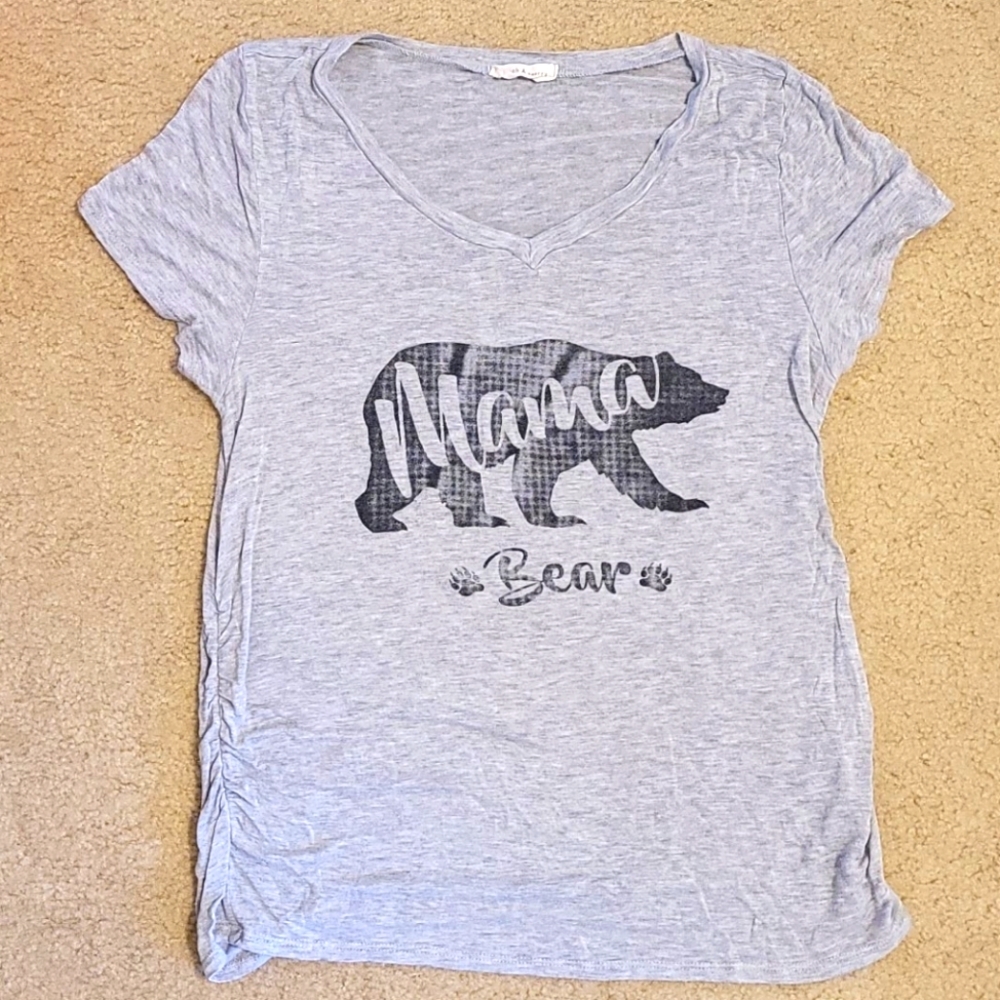 Mama‎ bear tshirt
